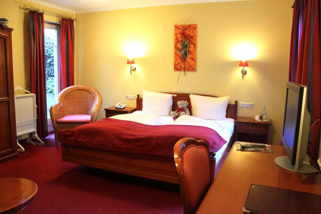 Hotel Garni Wiestor Uberlingen Bilik gambar